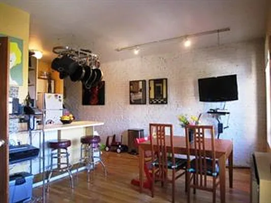 Sold by Douglas Elliman | media 23