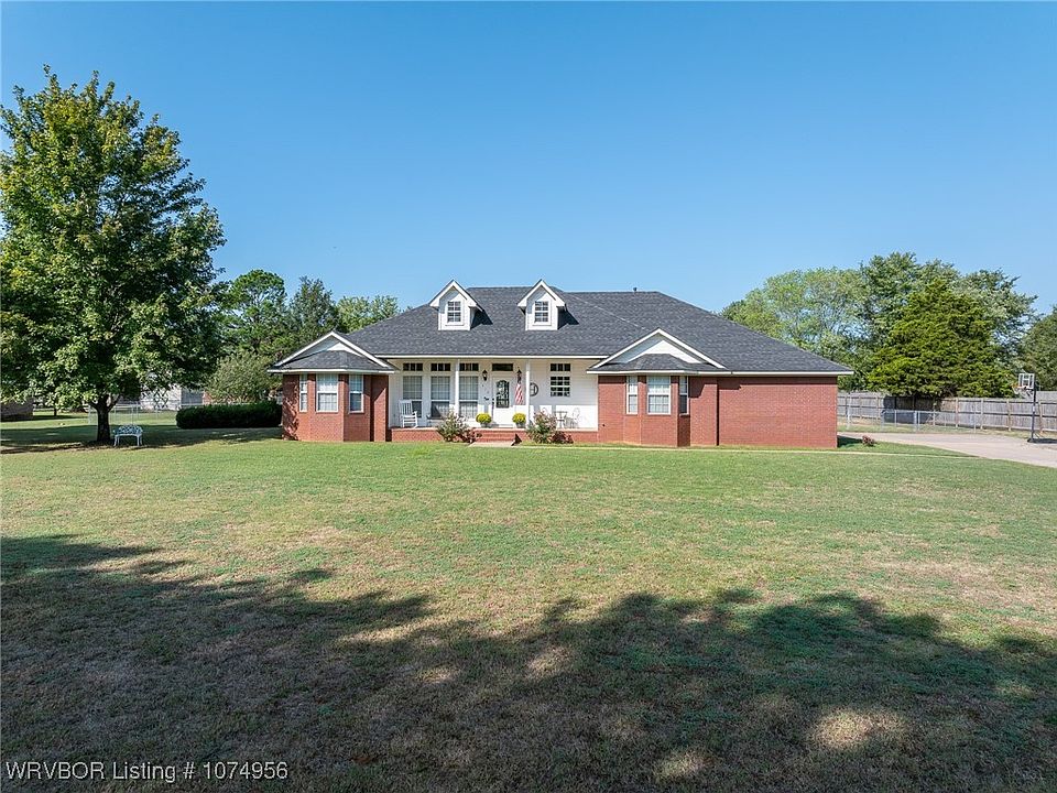 1st image of 419 Shadow Mountain Dr