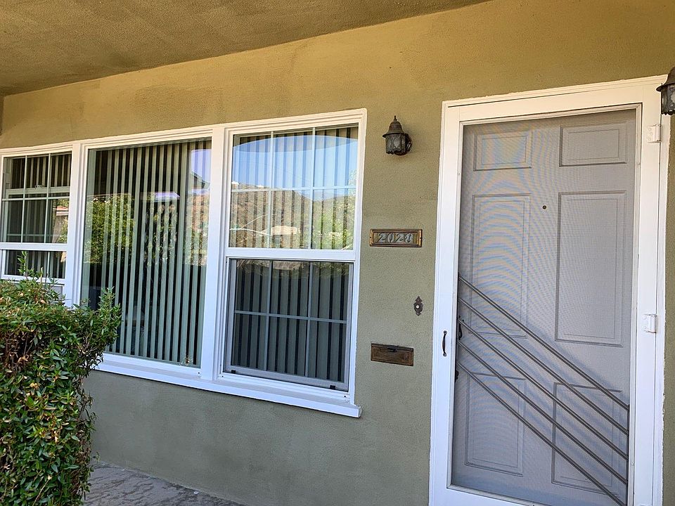 2nd image of 2028 N Verdugo Rd