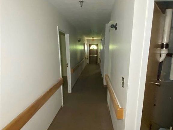 18th image of 301 Grove St