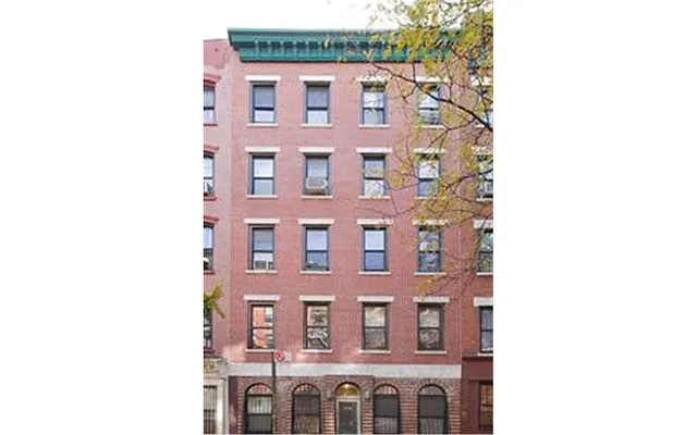 Sold by Douglas Elliman | media 14