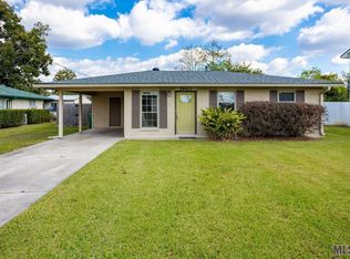 24633 Pecan Place Dr, Plaquemine, LA 70764
