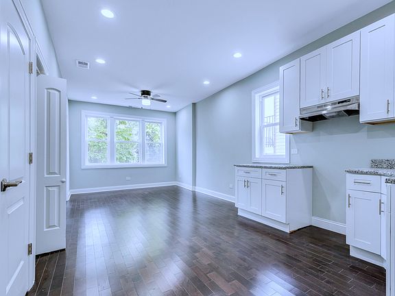 2nd image of 1520 S Kedvale Ave