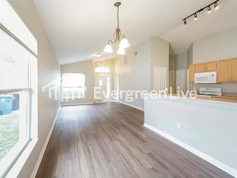 7615 Devonbridge Garden Way — Photo 9