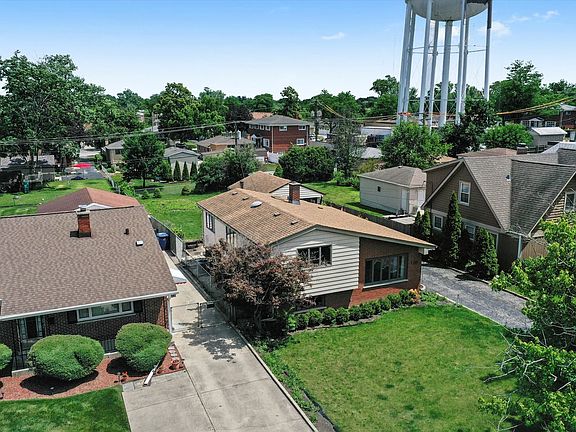 3rd image of 537 N Yale Ave