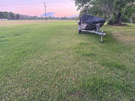 3rd image of 4935 Bayou Black Dr
