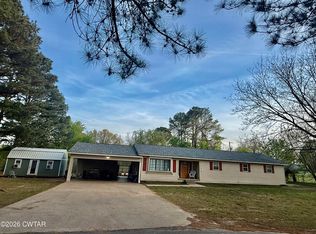 204 Eason St, Hornbeak, TN 38232