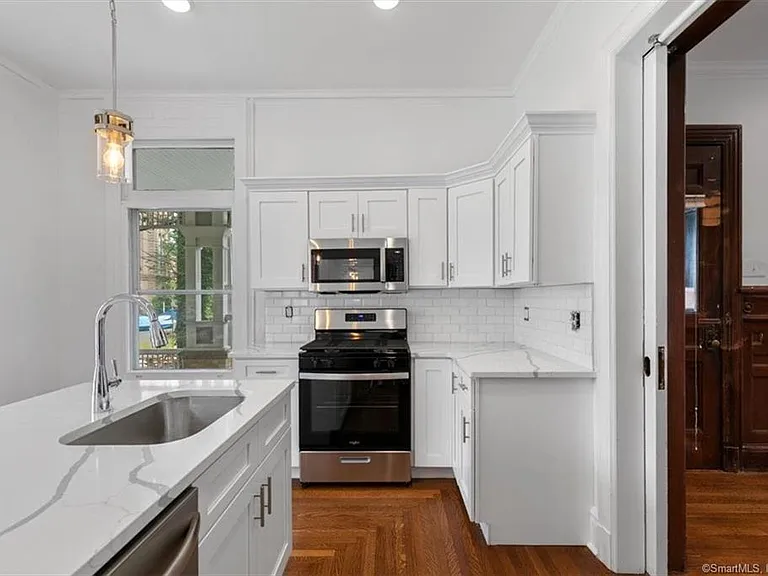 131 Dwight St #1 — Photo 6