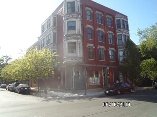1st image of 834 N Wood St APT 1N