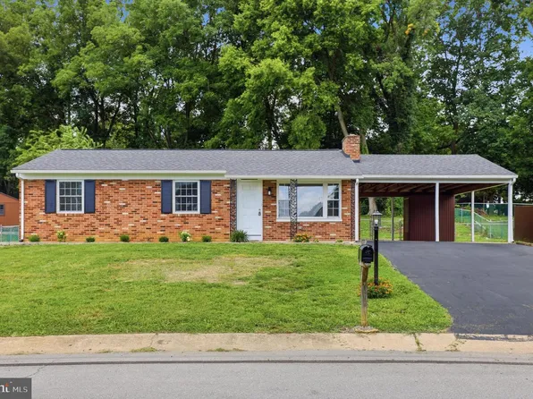 10802 Lincoln Ave, Hagerstown, MD 21740