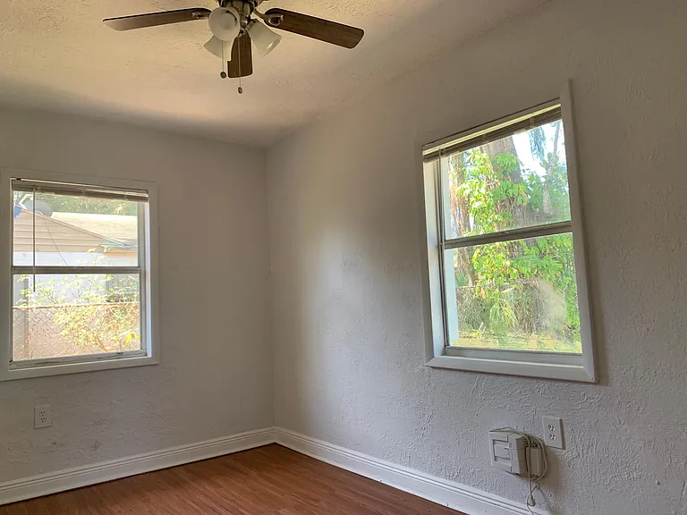 1309 W Arch St — Photo 8