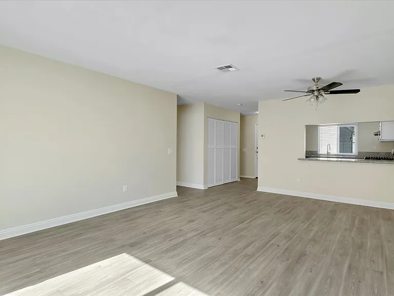 Concord Villas Patio Homes - Riverside, CA — Photo 23