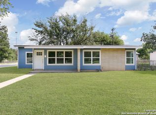 4303 Silver Lake Dr, San Antonio, TX 78219