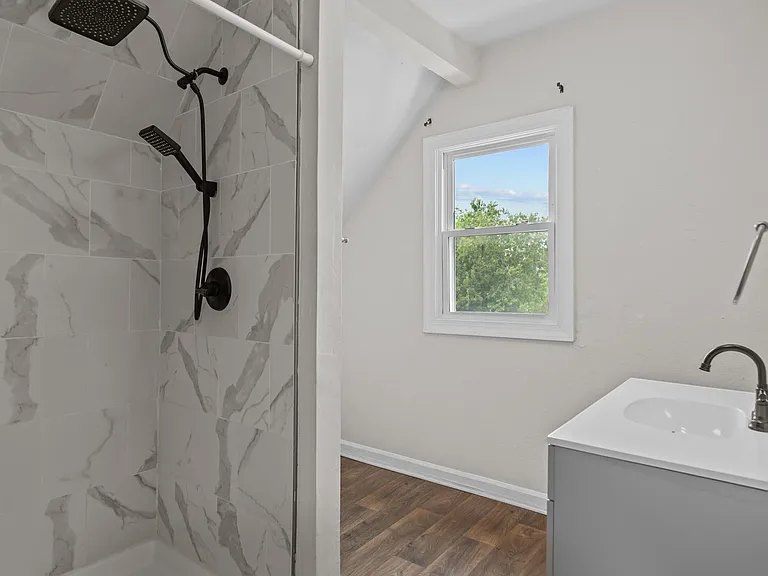 635 South St #C — Photo 12
