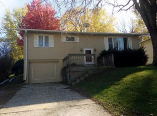1211 Sharp St, Glenwood, IA 51534