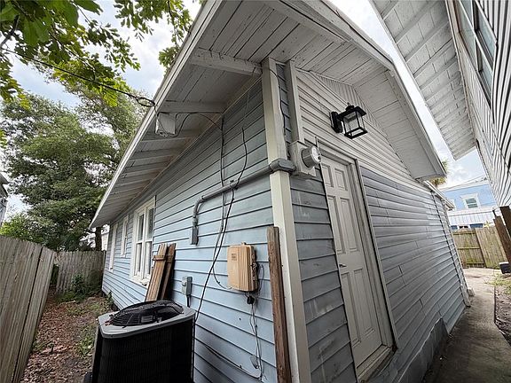 2nd image of 618 15TH STREET N