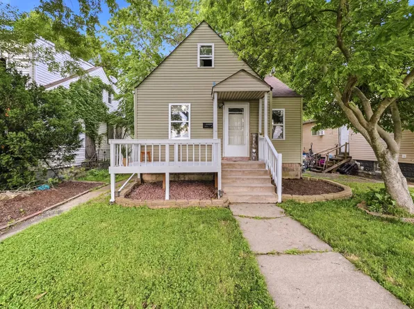 15831 E Fisk St, Harvey, IL 60426