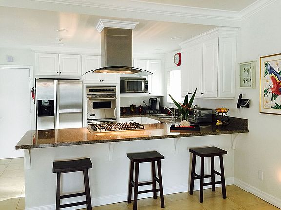 3rd image of 4653 Willens Ave