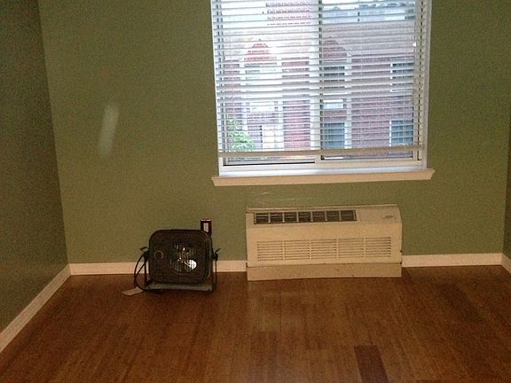 5th image of 29 Adrian Ave APT A3