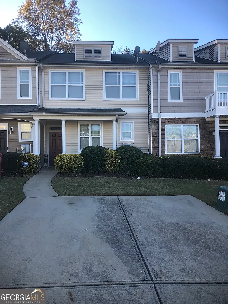 6275 Ellenwood Dr photo 1