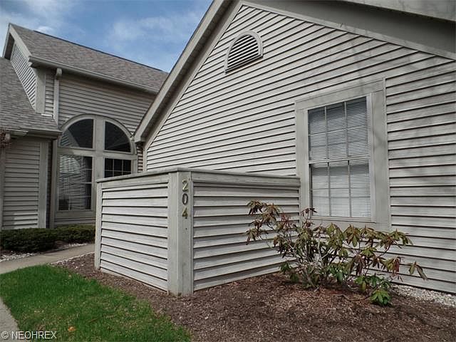 1st image of 204 S Aspen Ct Unit 3
