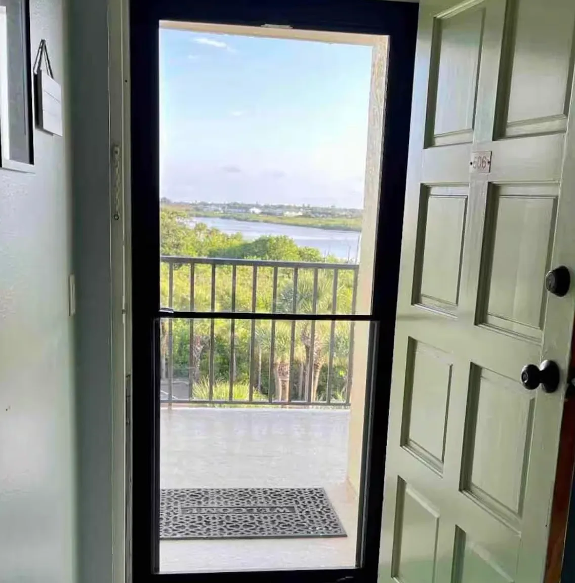 2 bed, 1350 sqft, $4,775 — Photo 3