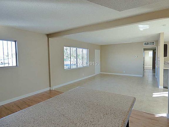 5th image of 4305 Las Lomas Ave