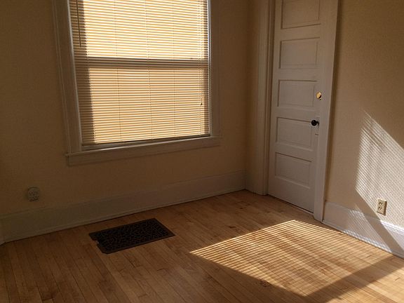 5th image of 2034 N Hubbard St #F