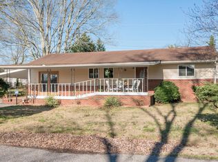 1409 Meadowlark Ln, Chattanooga, TN 37421