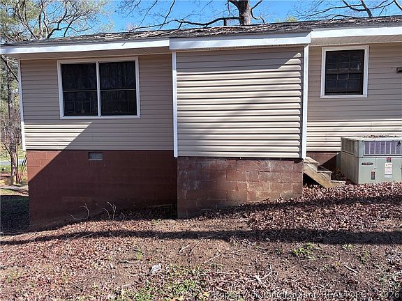 2nd image of 2009 Woodcrest Dr