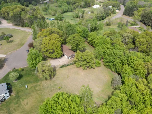 24615 Oak Ct NW, Isanti, MN 55040