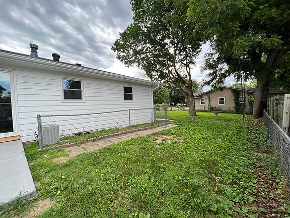 2nd image of 11 Crestwood Dr