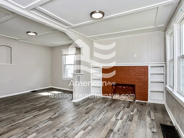441097_004_living_room_13665075.jpg