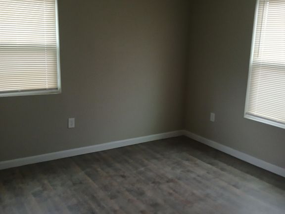 3rd image of 9510 E Avenue J