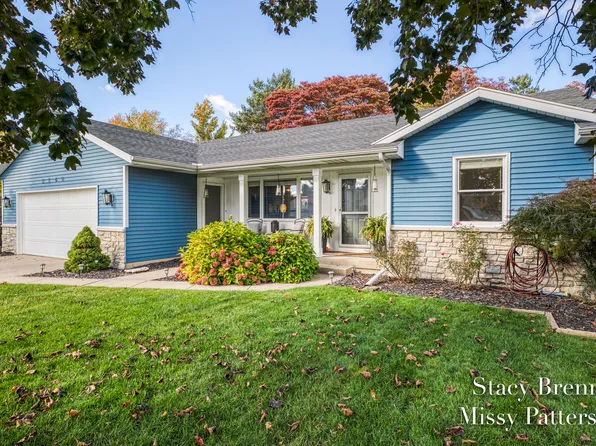 2149 Tyler St, Jenison, MI 49428