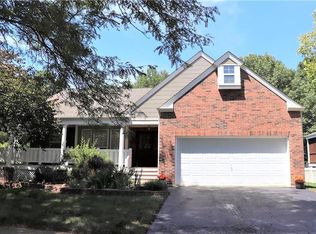 451 Mark Wesley Ln, Ballwin, MO 63021