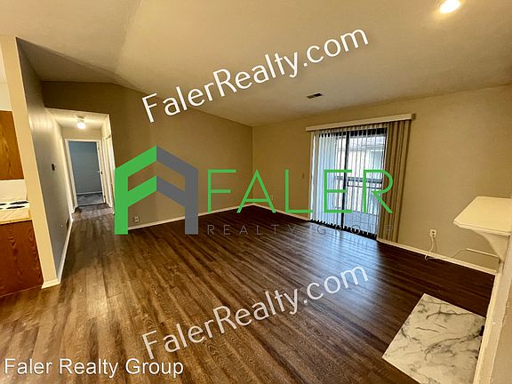 2nd image of 5213 Belle Isle Dr