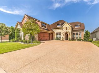 2206 Vienna Dr, Granbury, TX 76048