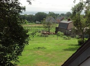 1525 E Main Rd, Portsmouth, RI 02871