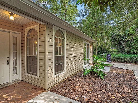 5th image of 4424 Bay Shore Cir