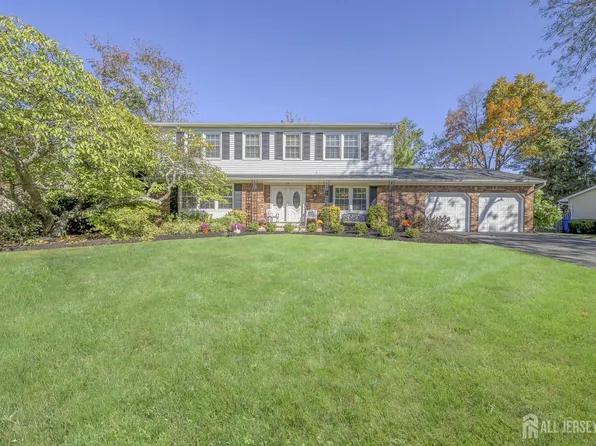 58 Hamilton Ln, Plainsboro, NJ 08536