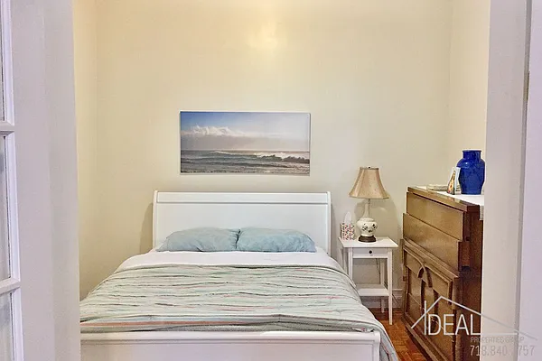 Rented by Ideal Properties Group | media 6