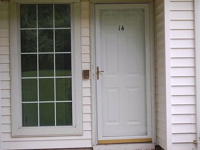1st image of 14 Erin Ln