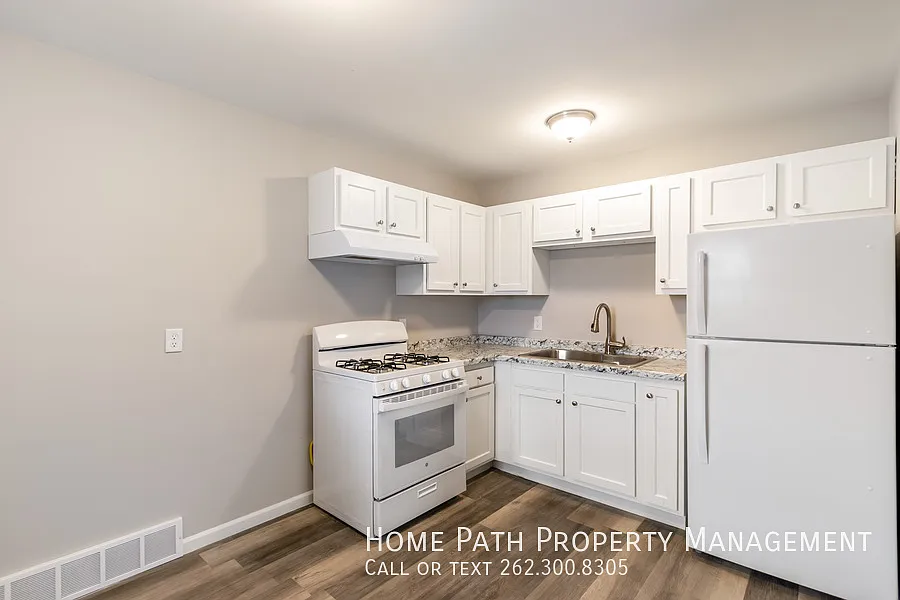 2 bed, 750 sqft, $950 — Photo 3