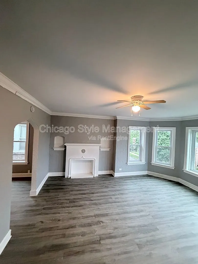 2 bed, 1.0 bath, $1,595 — Photo 1
