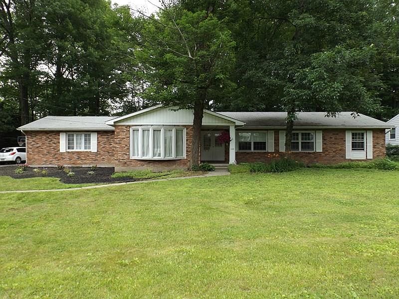 1st image of 103 Acorn Dr