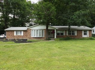 103 Acorn Dr, Glenville, NY 12302