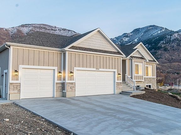 Finished home photos are representational images only. See sales agent for details.