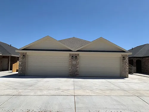 1217 Preston Trl Photo 1
