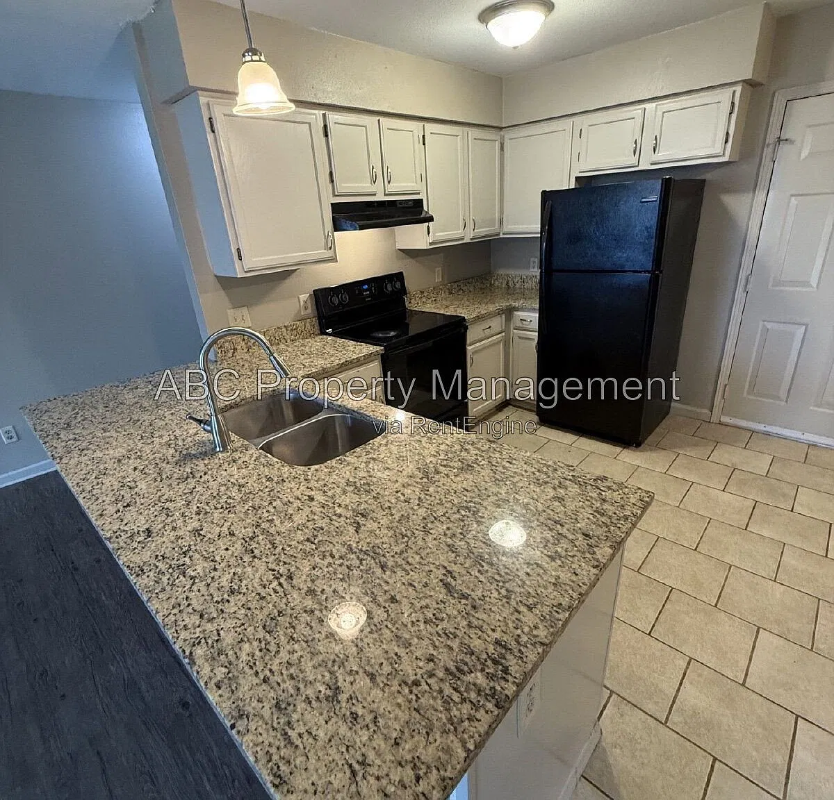 3 bed, 2.0 bath, $1,700 — Photo 4